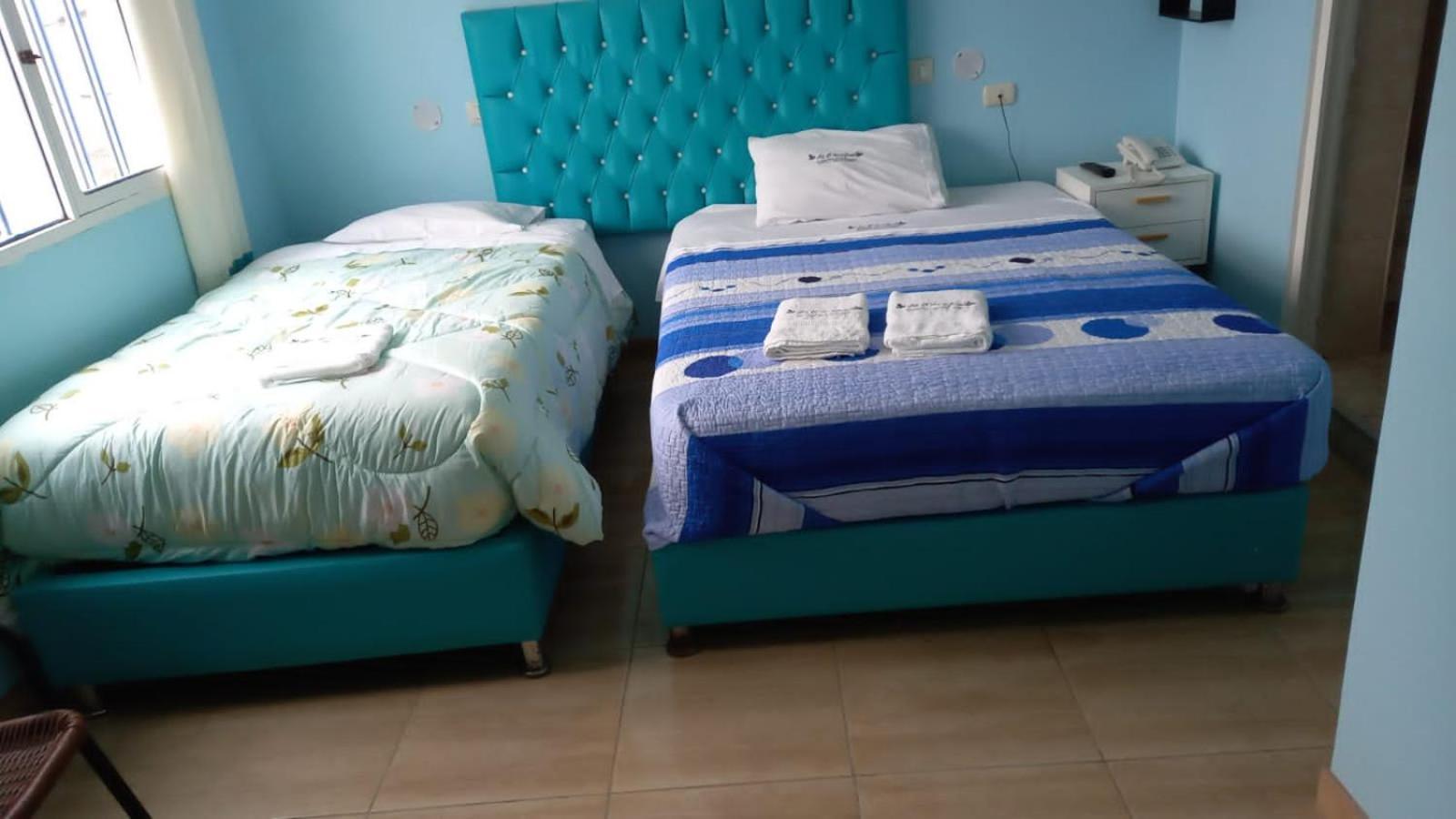 Hospedaje La Ola Azul Puerto Chicama Exteriör bild